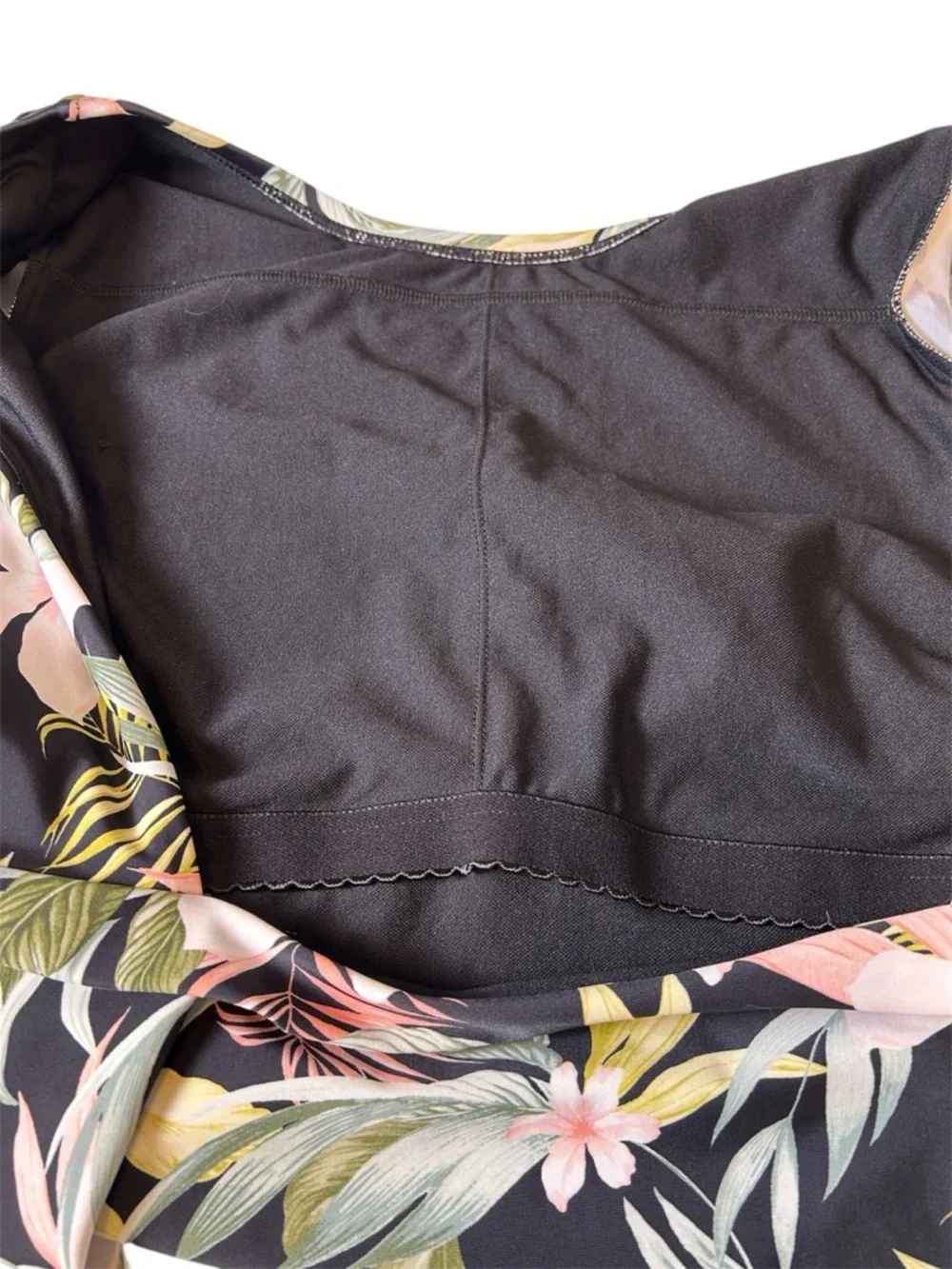Kona Sol Black Floral Cutout Rash Guard Beach Swimsuit Size Large